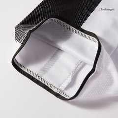 Maillot domicile Juventus 2025/26 noir et blanc