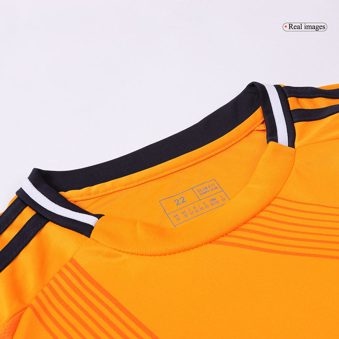 Maillot extérieur Real Madrid 2024/25 pour enfant (maillot + short)