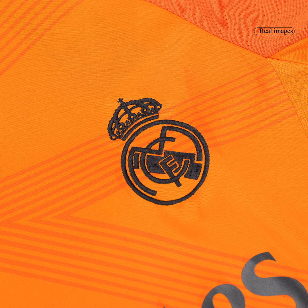 Real Madrid Auswärtstrikot 2024/25 (Trikot+Shorts)