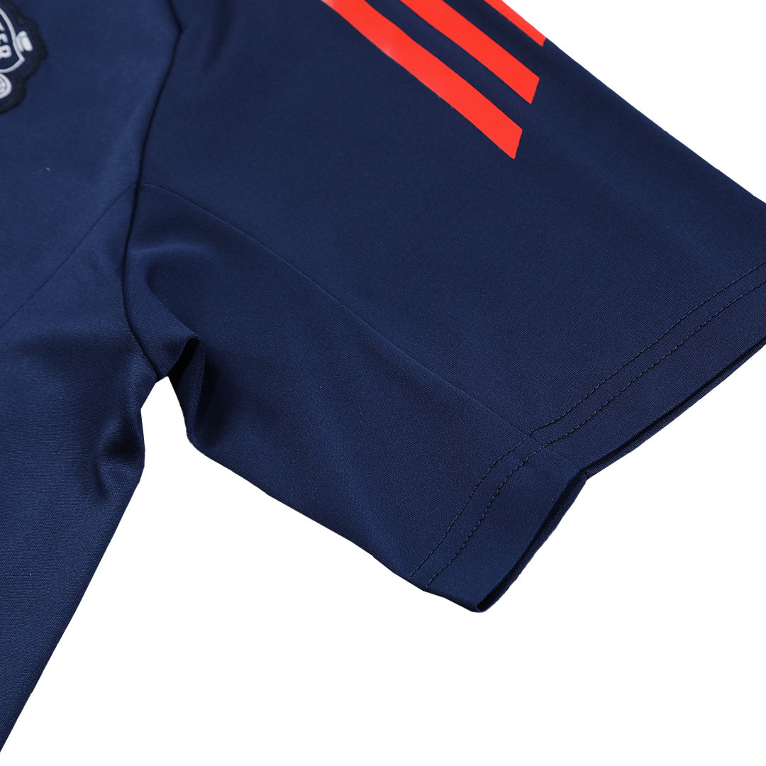 Manchester United Pre-Match Fußballtrikot-Set 2024/25 (Trikot + Shorts)