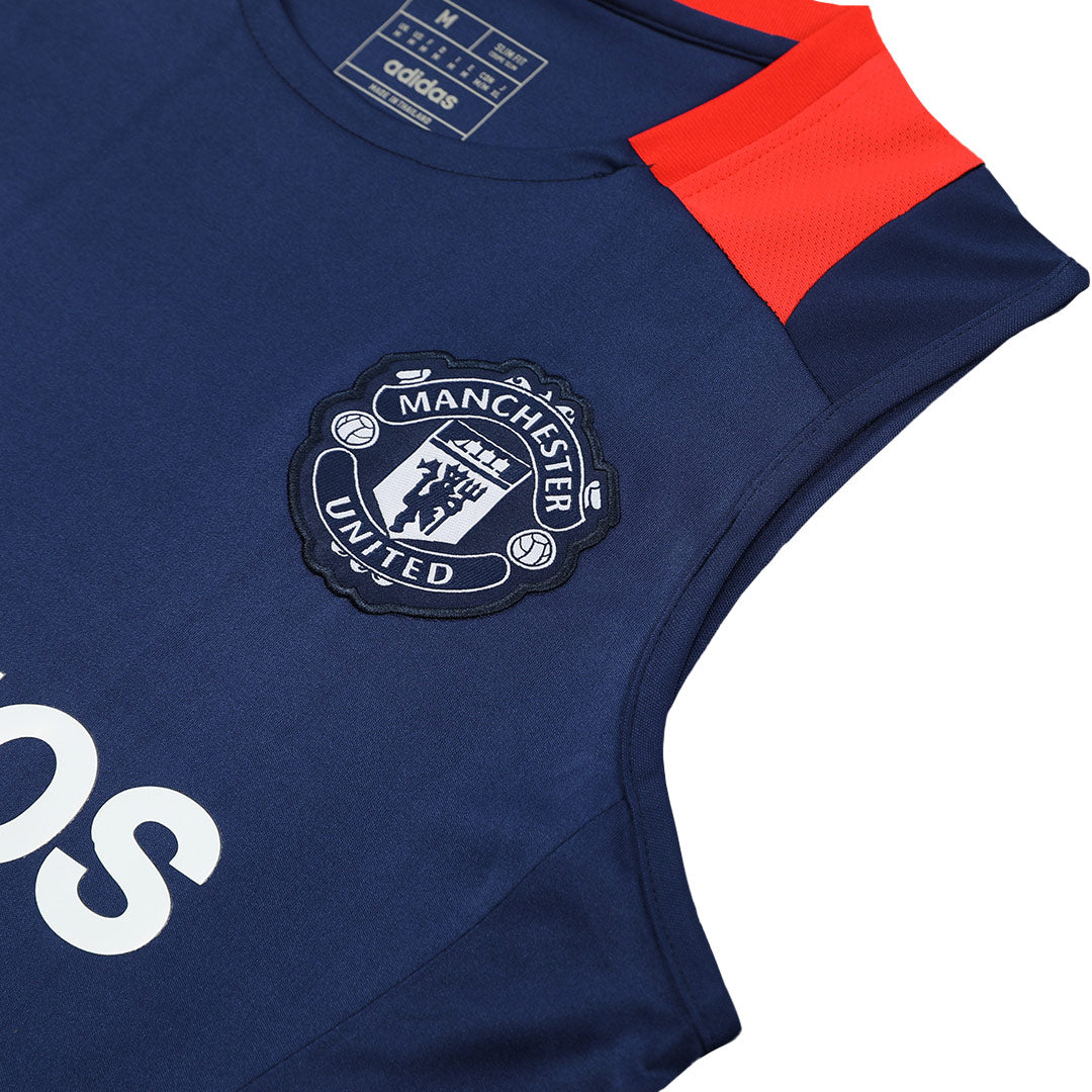 Manchester United Pre-Match Fußballtrikot-Set 2024/25 (Trikot + Shorts)