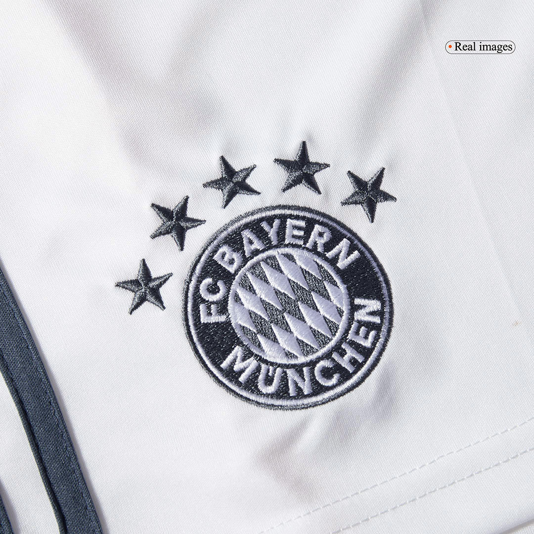 Bayern München Auswärts-Fußballshorts 2025/26