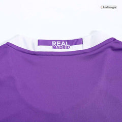 Maillot extérieur rétro Real Madrid 2016/17 - Manches longues