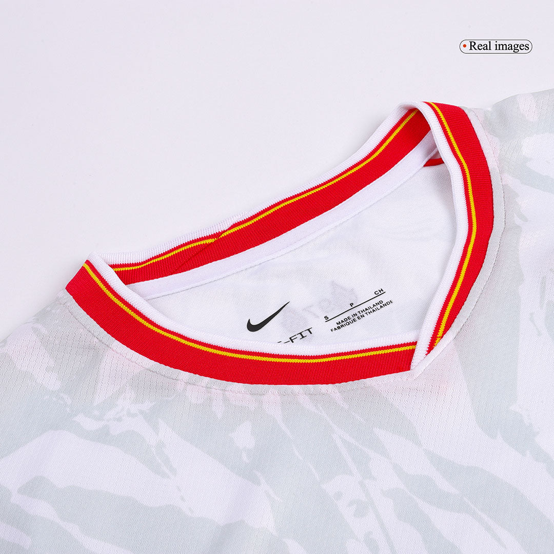 Liverpool Auswärtstrikot 2024/25 (Trikot + Shorts)