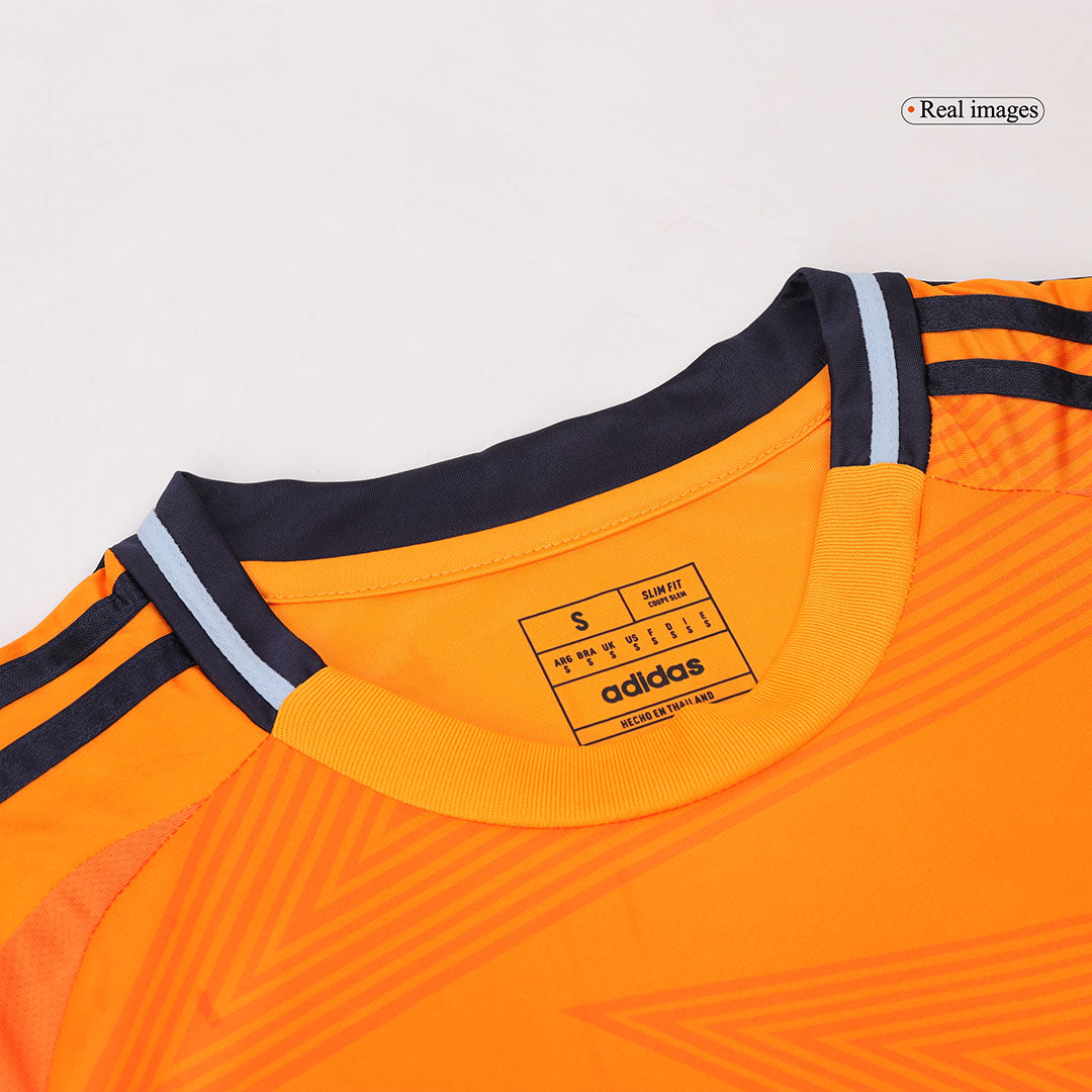 Real Madrid Auswärtstrikot 2024/25 (Trikot+Shorts)