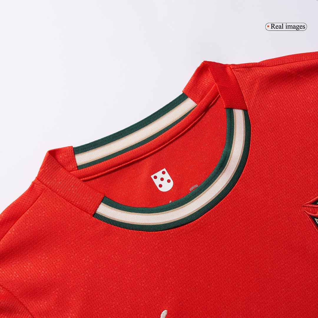 Maillot domicile féminin du Portugal 2025