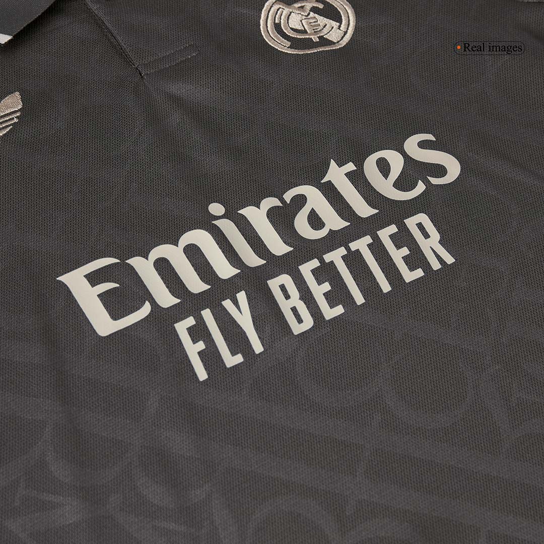 Maillot de football extérieur Real Madrid 2024/25 pour enfant (maillot + short)