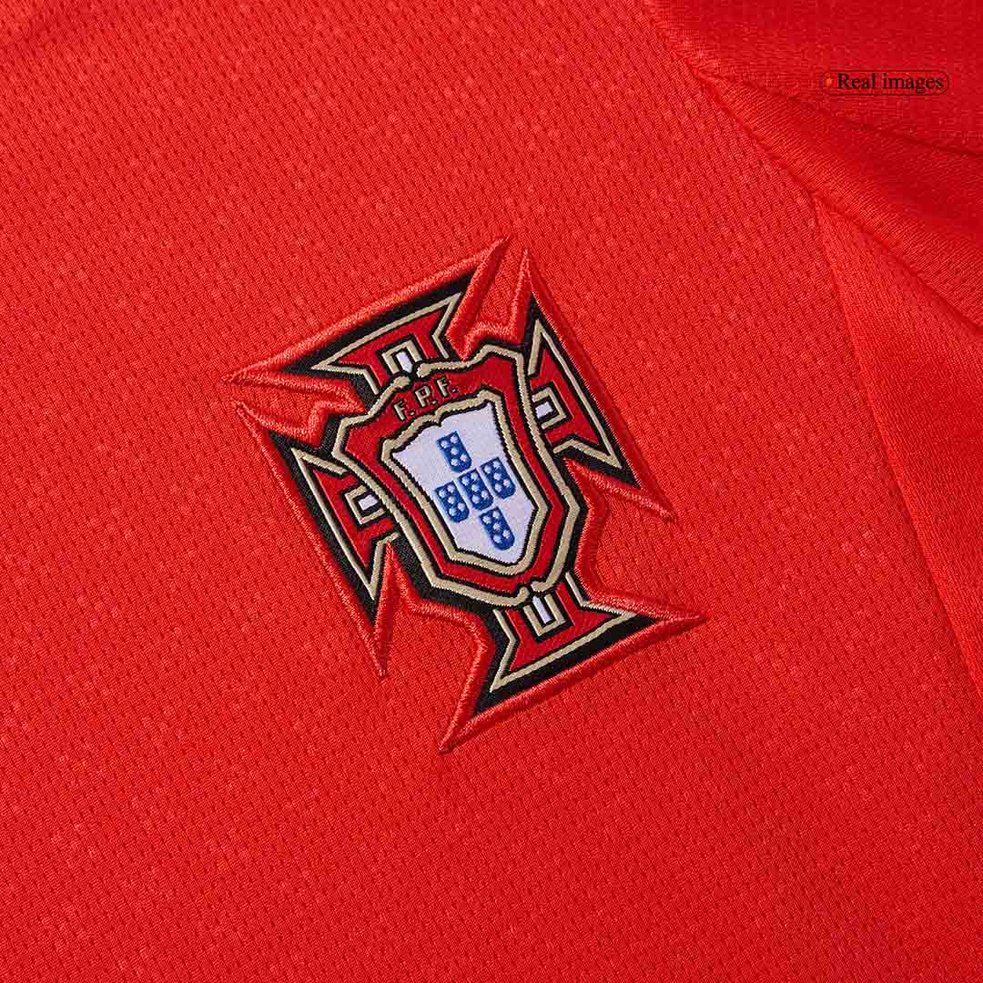 Maillot domicile féminin du Portugal 2025