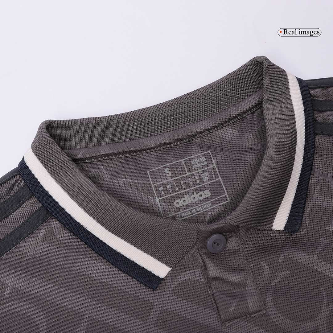 Maillot extérieur Real Madrid 2024/25 (maillot + short)