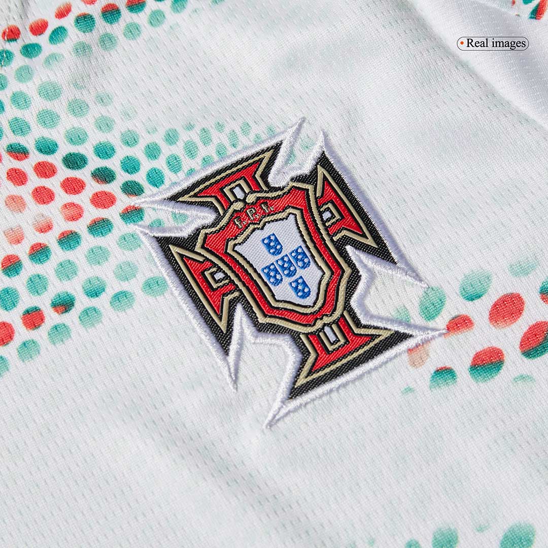 Portugal Auswärts-Fußballtrikot-Set 2025 für Kinder (Trikot + Shorts)