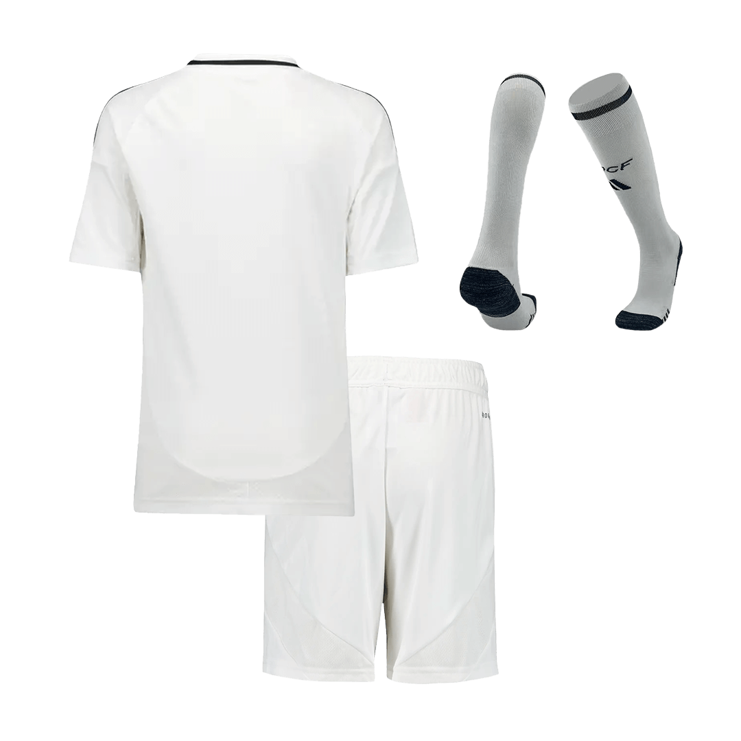 Maillot domicile Real Madrid 2024/25 pour enfant (maillot, short, chaussettes)