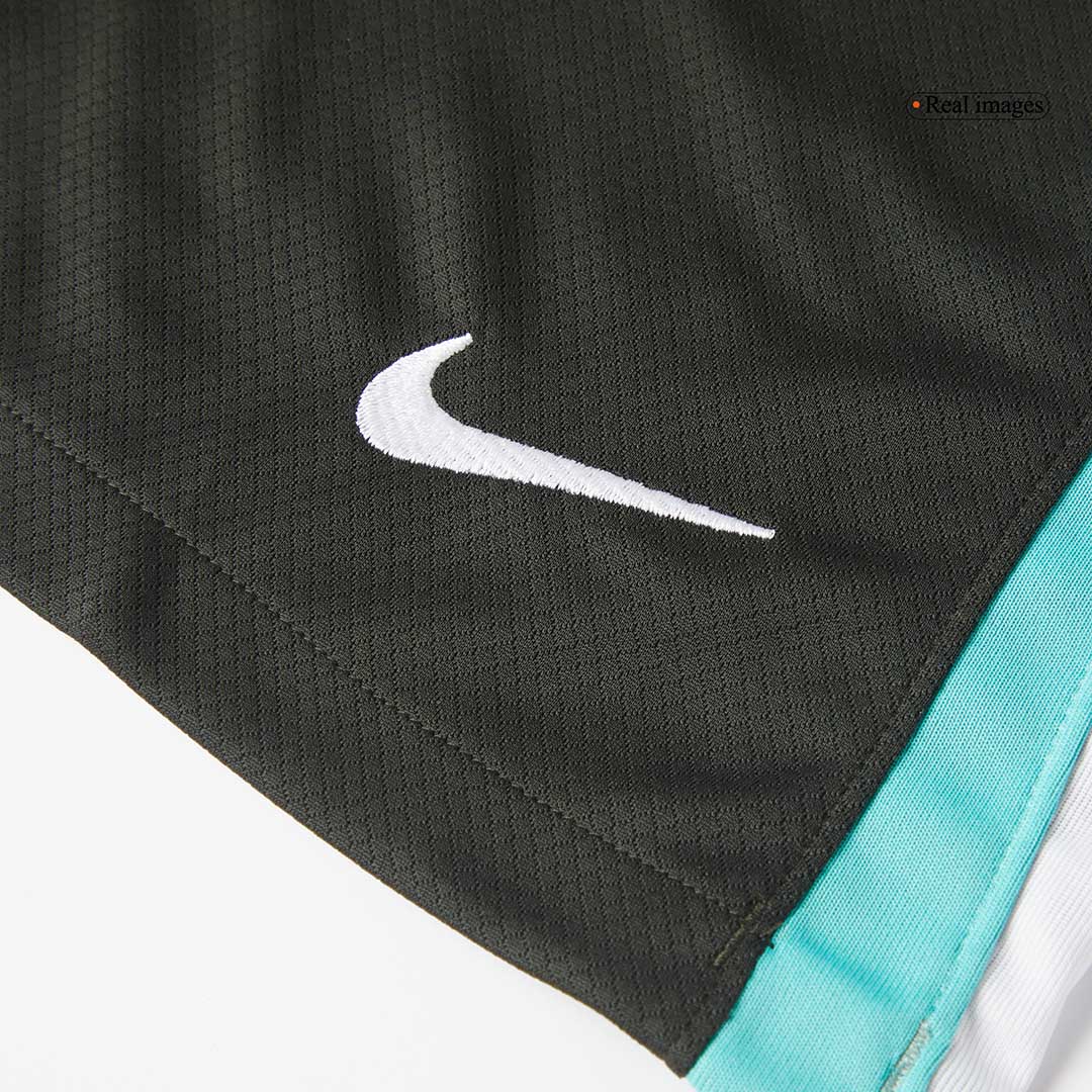 Liverpool Auswärts-Fußballshorts 2024/25